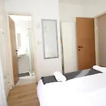 Peaceful Apartment Next To Gordon Beach By Vacay